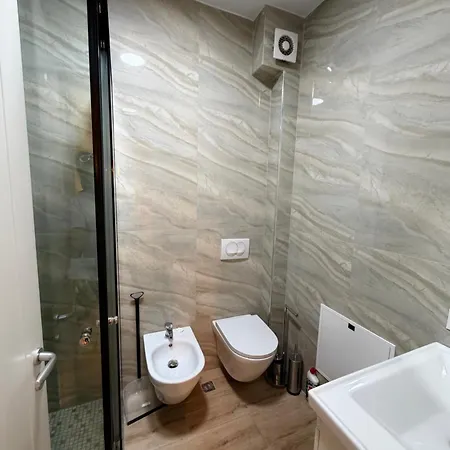 Stylish 2br Near Pedestrian Area *